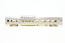 Load image into Gallery viewer, HO Brass Shoreham Shops CB&Q/D&RGW/WP California Zephyr Zephyr Budd Vista Dome