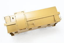 Load image into Gallery viewer, HO Brass Oriental Limited GN - Great Northern 25 Foot Caboose