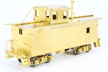 Load image into Gallery viewer, HO Brass OMI - Overland Models, Inc. Soo Line "Shorty" Wood Sheath Caboose w/ Truss Rod Underframe Nos. 189, 196, 229, 278, 99042