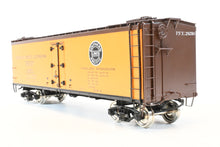 Load image into Gallery viewer, Gauge 1 - 1:32nd Scale Brass PSC - Precision Scale Co. PFE - Pacific Fruit Express 40' Wood Refrigerator R-30-12 Factory Painted No. 28290