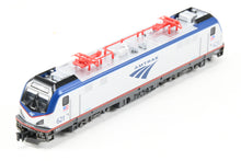 Load image into Gallery viewer, N Kato 106-8001 Amtrak Siemens ACS-64 No. 621 LOCOMOTIVE ONLY No Original Box