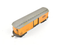 Load image into Gallery viewer, HO La Belle Woodworking ITS - Illinois Terminal System Freight/Baggage Trailer Built and Painted #717