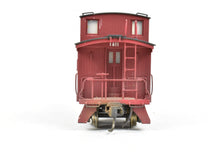 Load image into Gallery viewer, HO Brass NWSL - NorthWest Short Line NP - Northern Pacific Wood Sided Caboose Custom Painted No. 1611