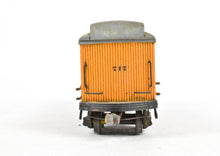 Load image into Gallery viewer, HO La Belle Woodworking ITS - Illinois Terminal System Freight/Baggage Trailer Built and Painted #717