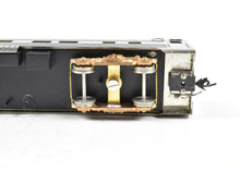 Load image into Gallery viewer, HO Brass CON TCY - The Coach Yard ATSF - Santa Fe 4-1-Lounge Square End Sleeper "Betahtakin" Class Post-1954