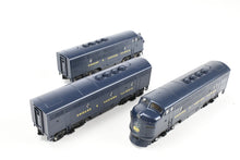 Load image into Gallery viewer, HO Stewart Hobbies C&EI – Chicago & Eastern Illinois EMD F3A/F3B/F3A Phase II Set w/ SoundTraxx Tsunami DCC and Sound