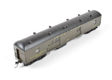 Load image into Gallery viewer, HO Brass S. Soho & Co. GN - Great Northern #1250 Lake series Diner