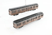 Load image into Gallery viewer, HO Q Car Company BMT – Brooklyn-Manhattan Transit Corporation 2500-2599 Series Cars 2-Pack Custom Built and Painted in REBOXX