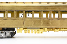 Load image into Gallery viewer, O Brass The Car Works Chicago Traction Special CNS&M - North Shore Line 752-776 Coach Wagner Powered MISSING POLES & SOME DETAILS AS-IS