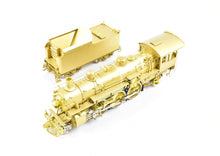 Load image into Gallery viewer, HO Brass NPP - Nickel Plate Products C&NW - Chicago & North Western Class E 4-6-2 Pacific
