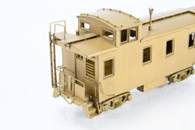 Load image into Gallery viewer, HO Brass Oriental Limited GN - Great Northern 25 Foot Caboose