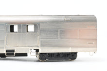 Load image into Gallery viewer, HO Brass NPP - Nickel Plate Products CB&Q - Burlington Route WP & D&RGW California Zephyr Dome-Observation Baggage Set