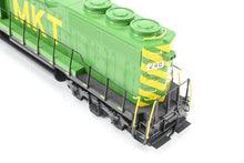 Load image into Gallery viewer, HO Brass Alco Models MKT – Missouri Kansas Texas EMD GP40 Low Nose Diesel Custom Painted