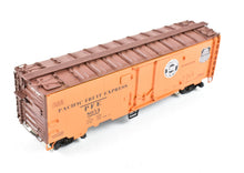 Load image into Gallery viewer, HO Brass CIL - Challenger Imports PFE - Pacific Fruit Express R-40-26 Refrigerator Car FP #8054
