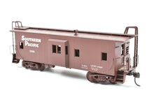 Load image into Gallery viewer, HO Brass Trains Inc. SP - Southern Pacific Bay Window Caboose Custom Painted