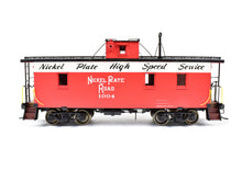 Load image into Gallery viewer, HO Brass DVP - Division Point NYC&St.L - Nickel Plate Road "1000" Series 30' Wood Caboose FP No. 1004