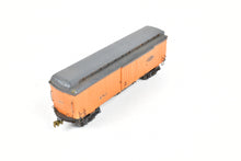 Load image into Gallery viewer, HO La Belle Woodworking IT - Illinois Terminal Freight/Baggage Trailer Built and Painted #480