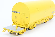 Load image into Gallery viewer, HO Brass CON OMI - Overland Models, Inc. UP - Union Pacific NASA Shuttle Solid Rocket Motor Rail Car Factory Painted No. 50010