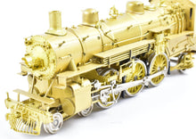 Load image into Gallery viewer, HO Brass NPP - Nickel Plate Products C&NW - Chicago & North Western Class E 4-6-2 Pacific
