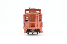 Load image into Gallery viewer, HO Brass Railworks DL&W - Lackawanna 4-Wheel Wood Caboose No. 1-599 Custom Painted Private Road