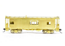 Load image into Gallery viewer, HO Brass OMI - Overland Models, Inc. IT - Illinois Terminal Bay Window Caboose #980-989
