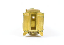 Load image into Gallery viewer, HOn3 Brass Balboa D&RGW - Denver & Rio Grande Western San Juan Extra Coach With Vestibule