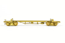 Load image into Gallery viewer, HO Brass Far East Distributors NP - Northern Pacific 41' Log Car w/ Trucks