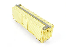 Load image into Gallery viewer, HO Brass NJ International MILW - Milwaukee Road Ribbed Boxcar 40' Single Door