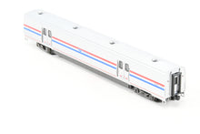 Load image into Gallery viewer, N Kato 156-0956 Amtrak Viewliner II Baggage Car No. 61058 Phase III