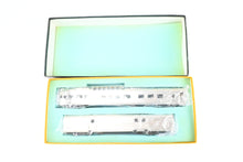 Load image into Gallery viewer, HO Brass NPP - Nickel Plate Products CB&Q - Burlington Route WP & D&RGW California Zephyr Dome-Observation Baggage Set