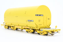 Load image into Gallery viewer, HO Brass CON OMI - Overland Models, Inc. UP - Union Pacific NASA Shuttle Solid Rocket Motor Rail Car Factory Painted No. 50028