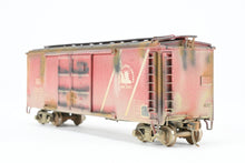 Load image into Gallery viewer, HO Brass Oriental Limited CNJ – Central Railroad of New Jersey Steel 42’ Automobile Box Car Custom Painted & Weathered