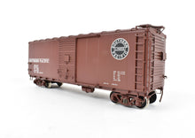 Load image into Gallery viewer, HO Brass CIL - Challenger Imports SP - Southern Pacific Class B-50-12-A Steel Side Rebuilt Box Car Factory Painted No. 27117