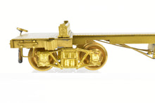 Load image into Gallery viewer, HO Brass Far East Distributors NP - Northern Pacific 41' Log Car w/ Trucks