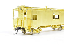 Load image into Gallery viewer, HO Brass OMI - Overland Models, Inc. IT - Illinois Terminal Bay Window Caboose #980-989