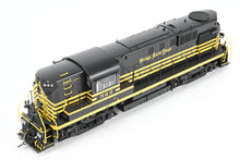 Load image into Gallery viewer, HO Rapido Trains, Inc. NKP - Nickel Plate Road ALCO RS-11 FP #562