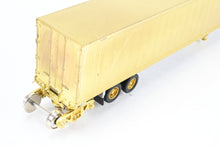Load image into Gallery viewer, HO Brass OMI - Overland Models, Inc. NS - Norfolk Southern or UP - Union Pacific Roadrailer Mark V 48' Standard Trailer