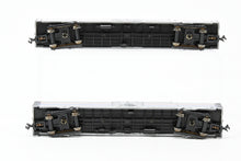 Load image into Gallery viewer, N Kato 106-3503 Amtrak Material Handling Car 2-Pack Phase III Set C-1 Nos. 1524 and 1547