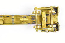 Load image into Gallery viewer, HO Brass Far East Distributors NP - Northern Pacific 41' Log Car w/ Trucks