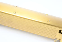 Load image into Gallery viewer, HO Brass NPP - Nickel Plate Products MILW - Milwaukee Road Hiawatha Baggage Express Car