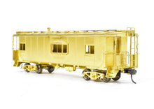 Load image into Gallery viewer, HO Brass OMI - Overland Models, Inc. IT - Illinois Terminal Bay Window Caboose #980-989