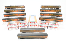 Load image into Gallery viewer, HO Walthers "Name Train" GN - Great Northern 1955 Empire Builder 10-Car Set
