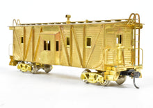 Load image into Gallery viewer, HO Brass Westside Model Co. WP - Western Pacific Outside Brace Bay Window Caboose
