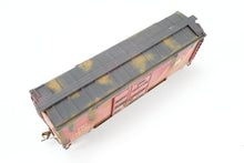 Load image into Gallery viewer, HO Brass Oriental Limited CNJ – Central Railroad of New Jersey Steel 42’ Automobile Box Car Custom Painted & Weathered
