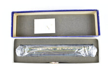 Load image into Gallery viewer, HO Brass CON Cascade Models CON NP - Northern Pacific HW Coach #604 Series Custom Painted