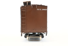 Load image into Gallery viewer, Gauge 1 - 1:32nd Scale Brass PSC - Precision Scale Co. PFE - Pacific Fruit Express 401' Wood Refrigerator R-30-12 Factory Painted No. 29925