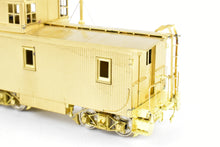 Load image into Gallery viewer, HO Brass CON Beaver Creek CM - Colorado Midland Wood Caboose Collector's Edition