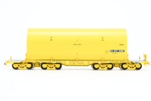 Load image into Gallery viewer, HO Brass CON OMI - Overland Models, Inc. UP - Union Pacific NASA Shuttle Solid Rocket Motor Rail Car Factory Painted No.50031