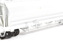 Load image into Gallery viewer, HO Brass OMI - Overland Models, Inc. NYC - New York Central PC - Penn Central and CR - Conrail Flexi-Flow PD Covered Hopper Custom Painted Unlettered