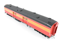 Load image into Gallery viewer, HO Brass TCY - The Coach Yard SP - Southern Pacific Streamlined Heavyweight Baggage Car "Daylight" Class 70-B-8 FP #6085